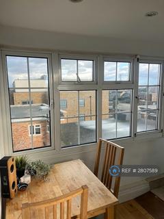undefined, High St, Barnet, EN5