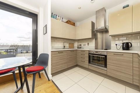 2 bedroom flat for sale, Lee Street, City Mill Apartments Lee Street, E8