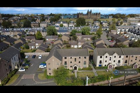 2 bedroom flat to rent, Balbirnie Place, Edinburgh, EH12