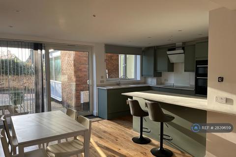 undefined, Milton Road, Cambridge, CB4