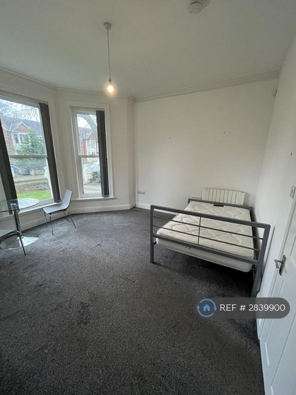 Bedroom/Living Space