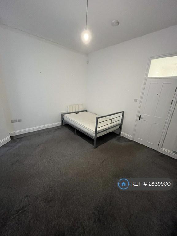 Bedroom/Living Space