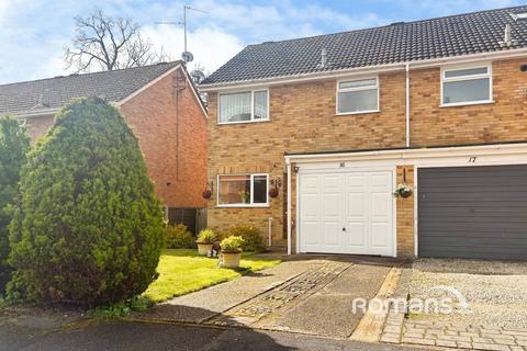 undefined, Harpton Close, Yateley, Hampshire