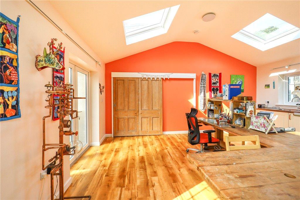 Studio/Bedroom