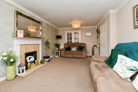 4 bedroom detached house for sale, Downhall Park Way, Rayleigh