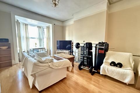 1 bedroom apartment to rent, Waterloo Road, Southampton, SO15