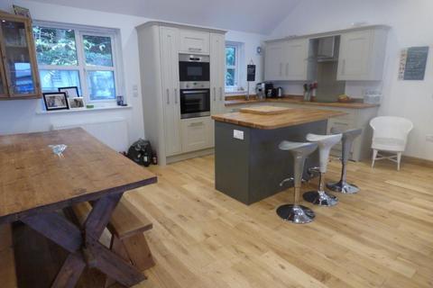 undefined, Menai Quays, Menai Bridge, LL59