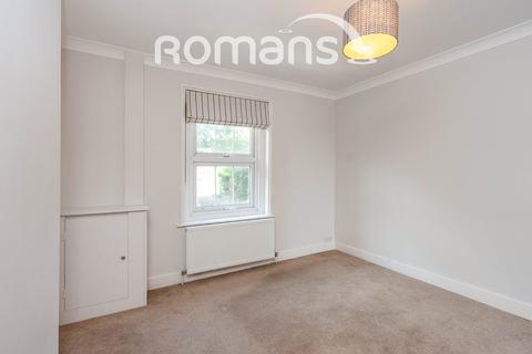 undefined, Shortheath Road, Farnham, Surrey, GU9