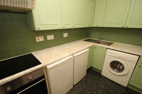 2 bedroom flat to rent, Braeside Street, Glasgow, G20