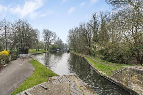 3 bedroom semi-detached house for sale, Iver Lane, Uxbridge UB8