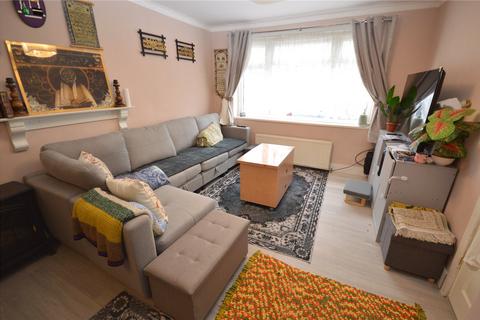 undefined, Trinity Road, Luton, Bedfordshire, LU3