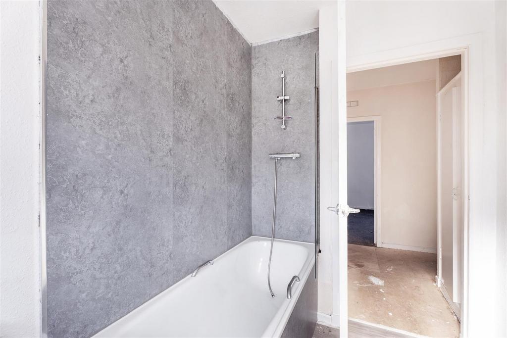 Bathroom2