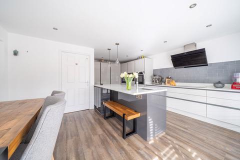 undefined, Chesterton Gardens, Worcester WR5