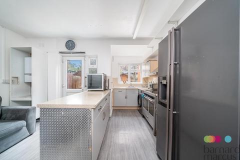 undefined, Risley Avenue, LONDON