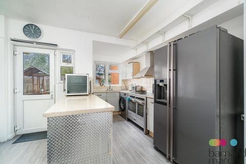 undefined, Risley Avenue, LONDON