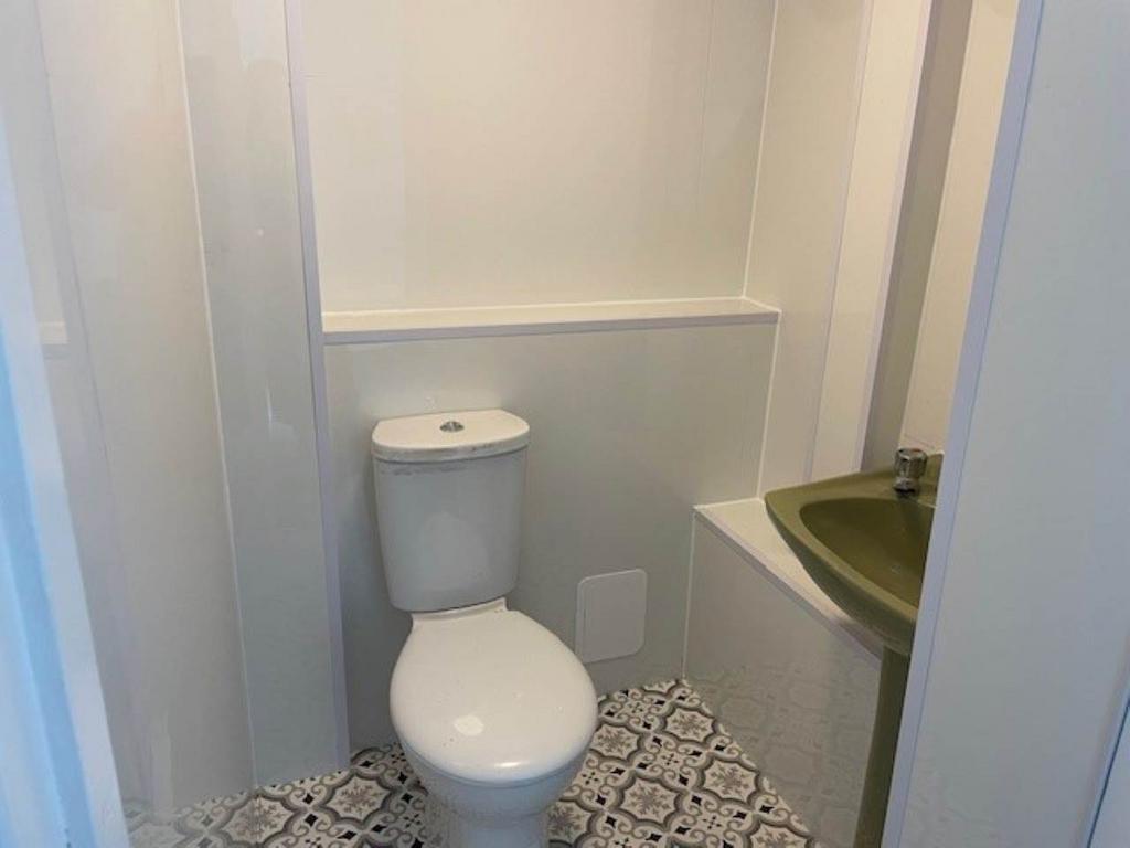Bathroom 2