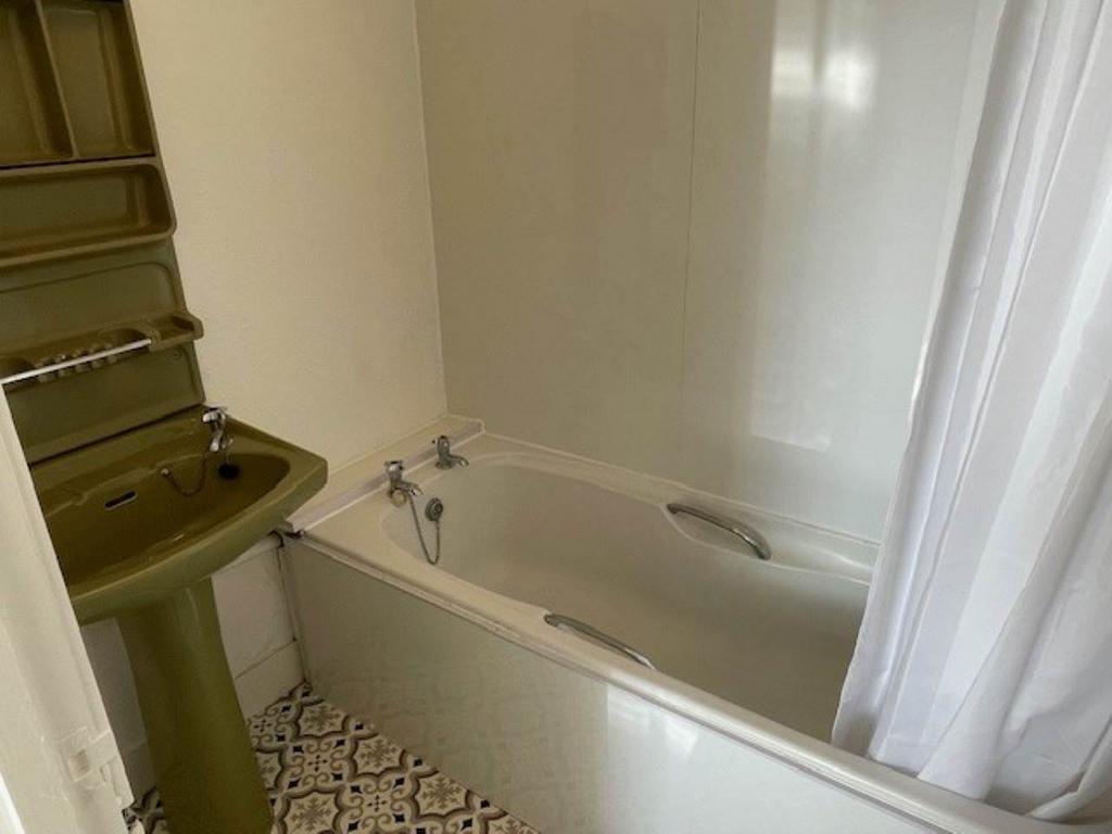 Bathroom 1