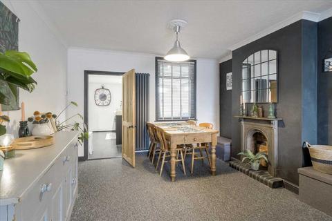 3 bedroom end of terrace house for sale, Wollaston NN29