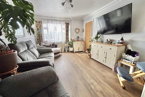 2 bedroom terraced house for sale, Redwood Road, Poole BH16