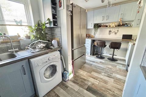 2 bedroom terraced house for sale, Redwood Road, Poole BH16