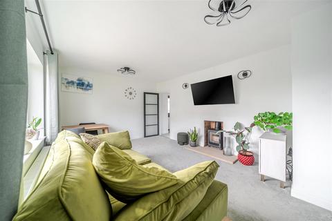 2 bedroom detached bungalow for sale, High Street, Conisbrough