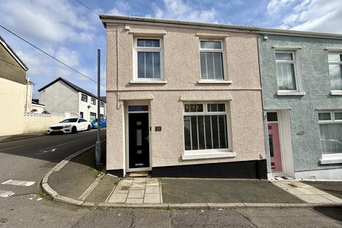 2 bedroom end of terrace house for sale, Merthyr Tydfil CF47