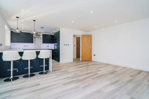 undefined, Walnut Tree Close, Nazeing, Waltham Abbey