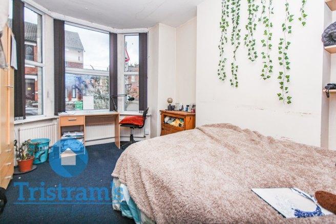 Rothesay-avenue-ng7-1pw-1018274
