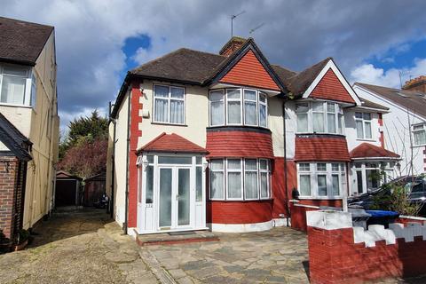 3 bedroom semi-detached house to rent, Carlton Avenue East, Wembley