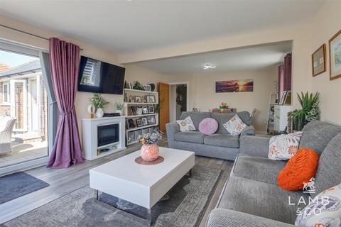 3 bedroom detached bungalow for sale, Whitegates Court, Clacton-On-Sea CO16