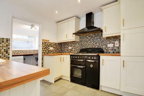 undefined, North Street, Swindon SN1