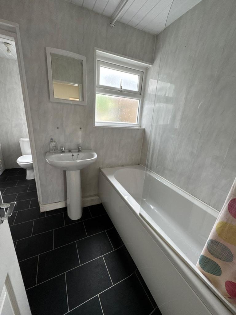 Downstairs Bathroom