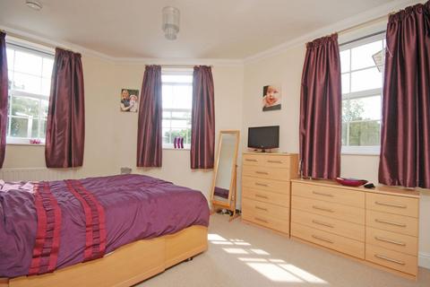 1 bedroom flat to rent, Chapman Square, Wimbledon Common, London, SW19