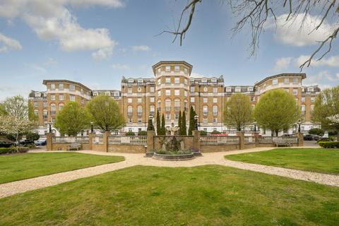 1 bedroom flat to rent, Chapman Square, Wimbledon Common, London, SW19