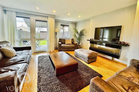 3 bedroom maisonette for sale, Alamein Gardens, Kent DA2