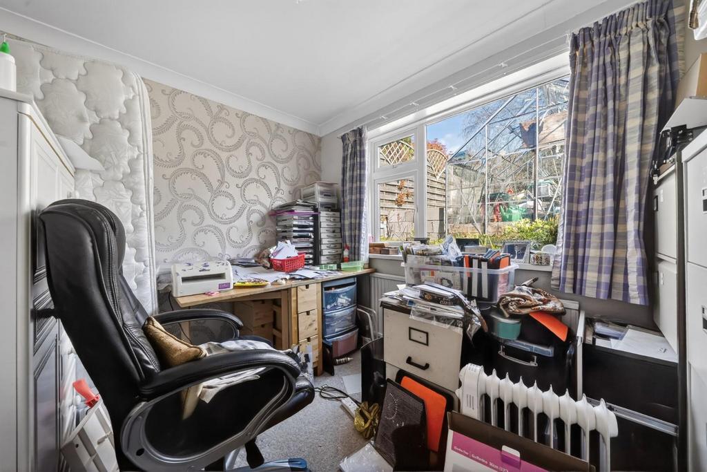 Bedroom 3.jpg