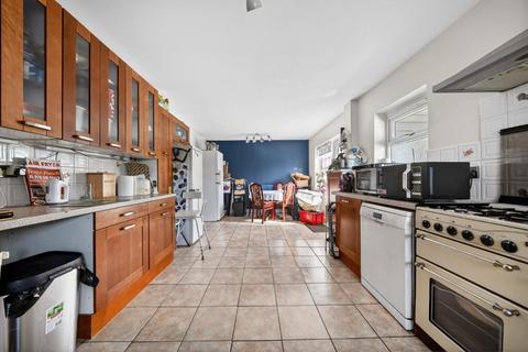 undefined, Churchill Drive, Newtown
