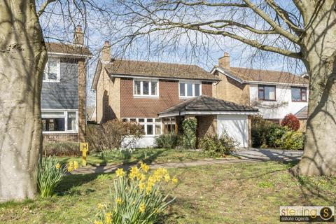 4 bedroom detached house for sale, Chiltern Way, Tring