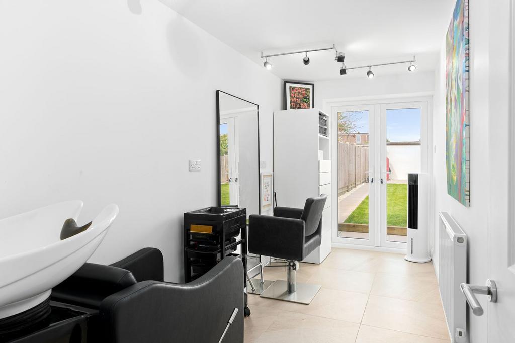 Salon