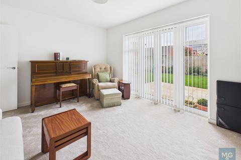 2 bedroom detached bungalow for sale, Lancastrian Close, Bury St. Edmunds IP30