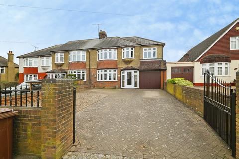 5 bedroom end of terrace house for sale, Twydall Lane, Kent ME8