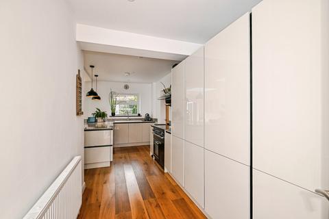 5 bedroom end of terrace house for sale, Twydall Lane, Kent ME8