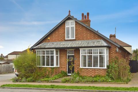 3 bedroom detached house for sale, Frankston Avenue, Stony Stratford, Milton Keynes