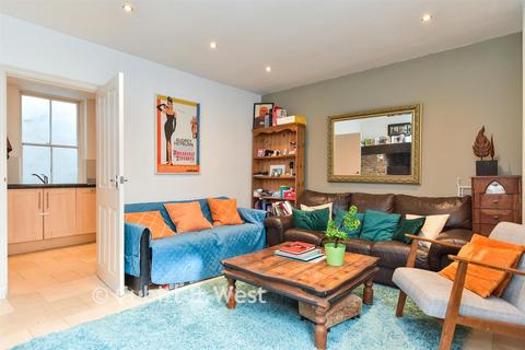 2 bedroom flat for sale, Denmark Terrace, Brighton, East Sussex