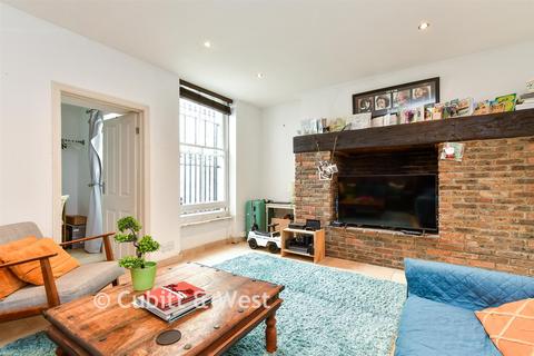 2 bedroom flat for sale, Denmark Terrace, Brighton, East Sussex