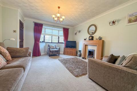 4 bedroom detached house for sale, Kingsbrook Way, Higher Bebington, Wirral