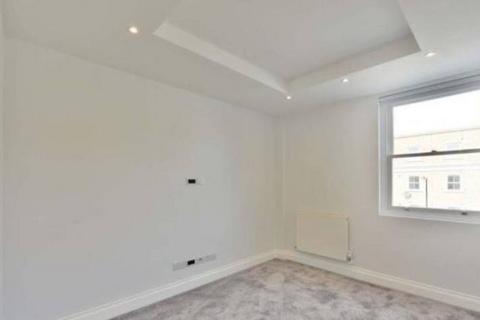 2 bedroom flat to rent, 46 Chippenham Road, London W9
