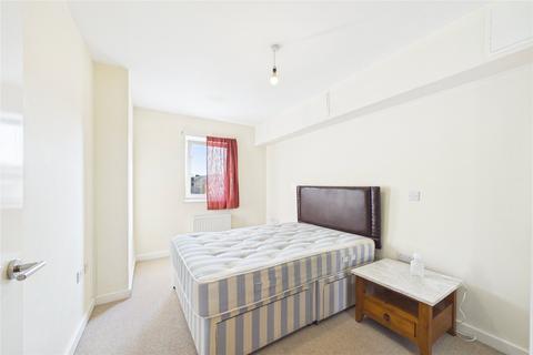 undefined, Whale Avenue, Reading, Berkshire, RG2