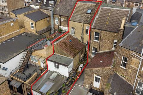 undefined, Hoe Street, London E17