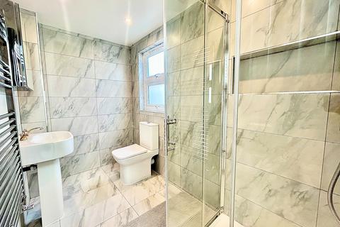 4 bedroom house to rent, Goldsmith Road, London, E17